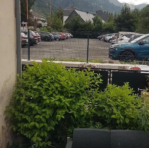 La Maison Des Fleurs Apartment *